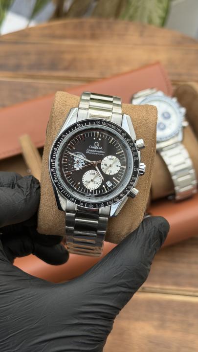 Omega Speedmaster Silver Snoopy