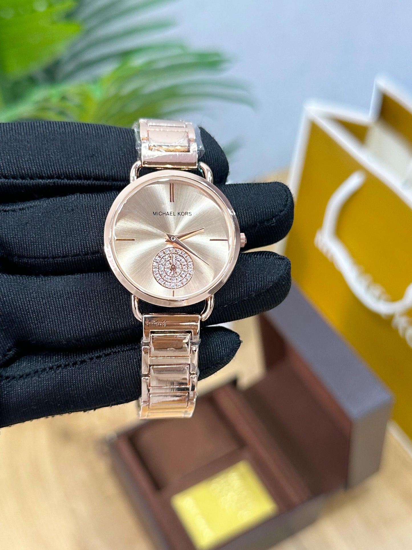 Michael kors (With Og Box)