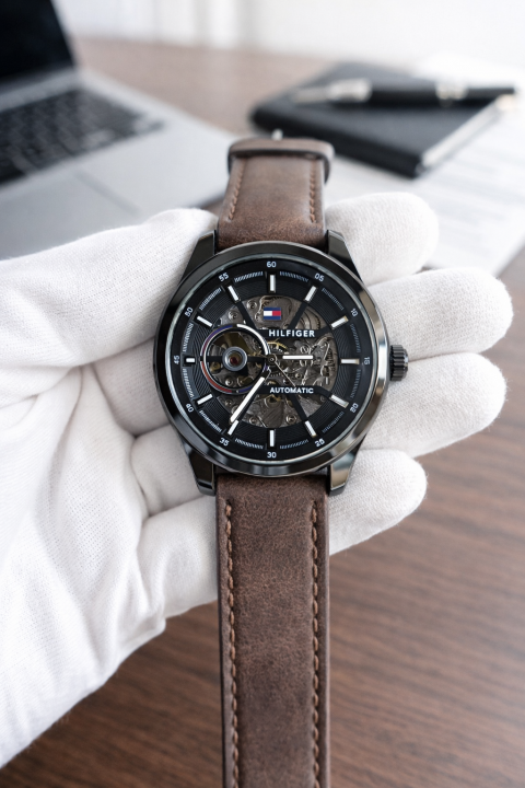 Tommy Hilfiger Automatic (With Og Box)