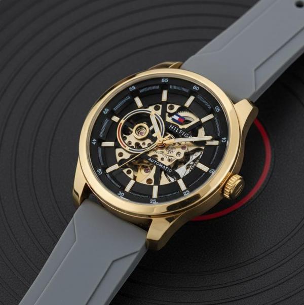 Tommy Hilfiger Automatic (With Og Box)
