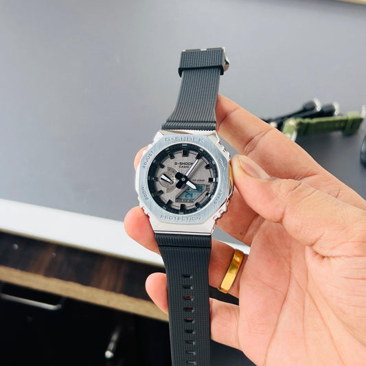 G shock GM2100 Silver