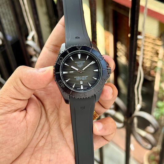 TagHeuer Aqua Racer (Quartz)