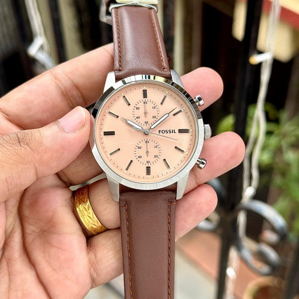 Fossil Townsman Premium Article