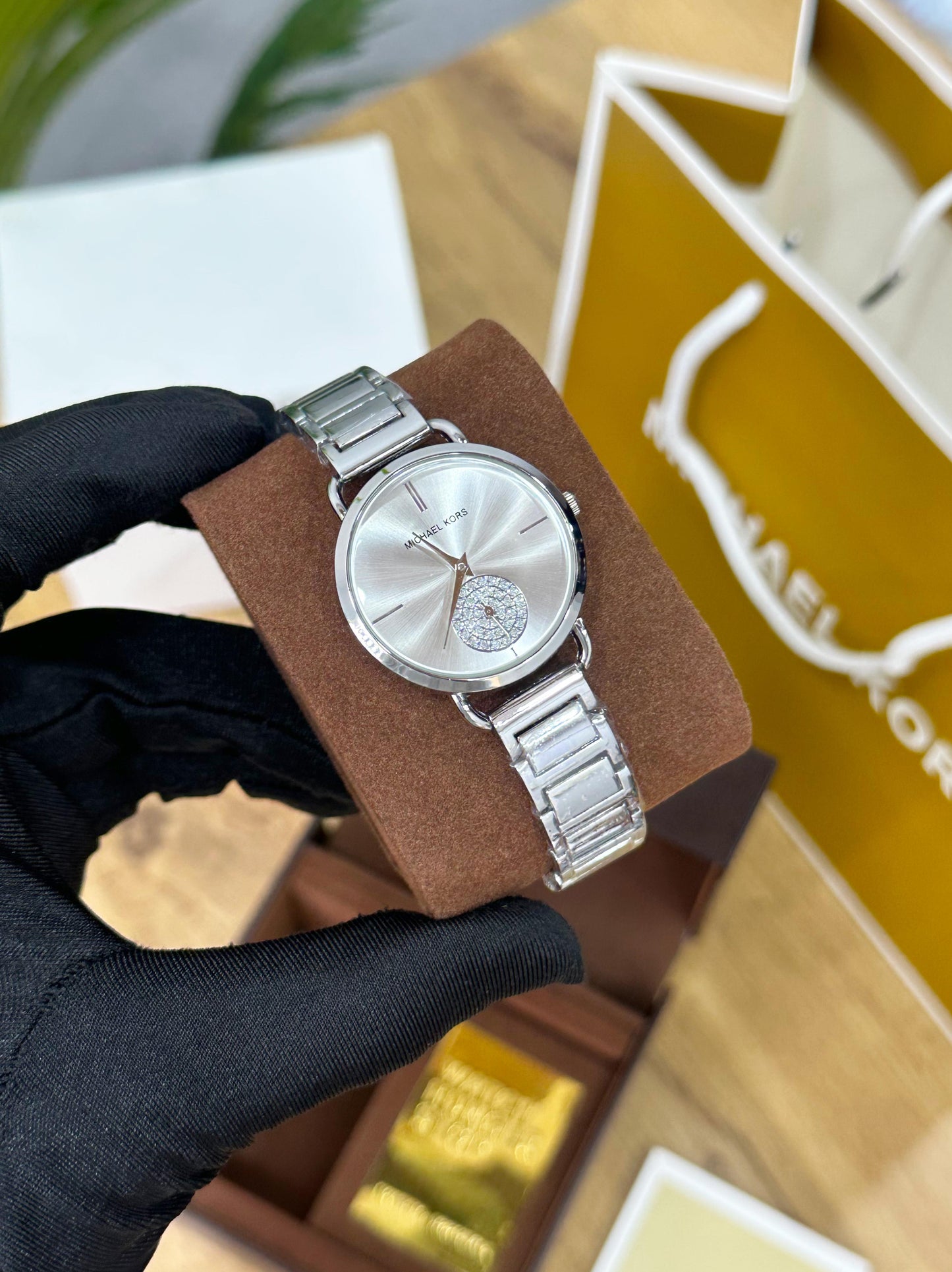 Michael kors (With Og Box)