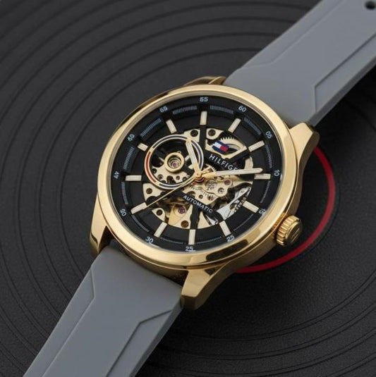 Tommy Hilfiger Automatic (With Og Box)