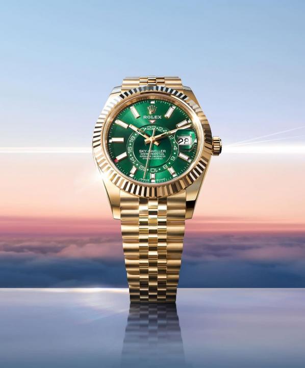Rolex Oyster Perpetual Sky Dweller Automatic (With Og Box)